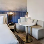The Morrow Washington Dc, Curio Collection By Hilton