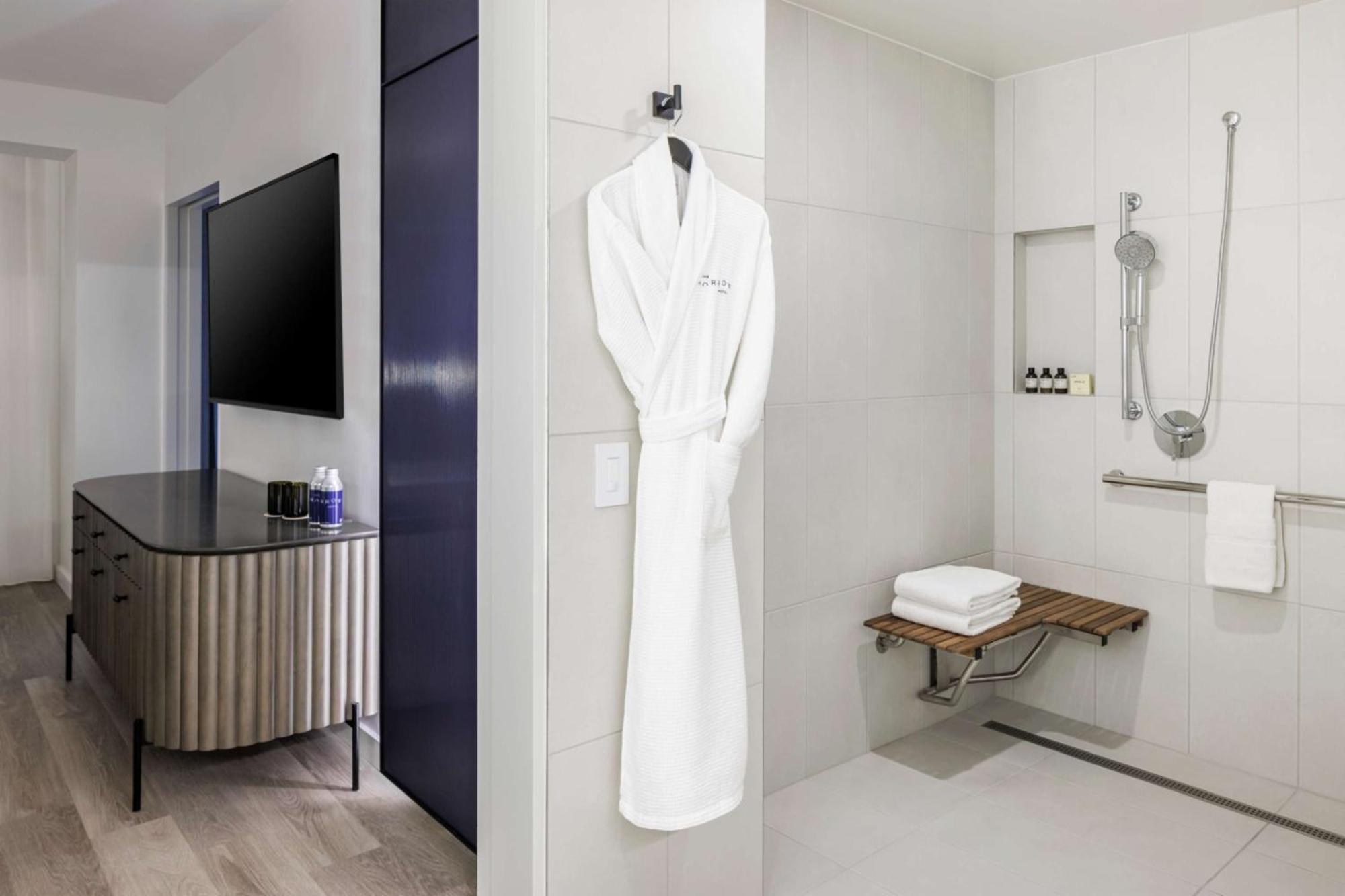 The Morrow Dc, Curio Collection By Hilton