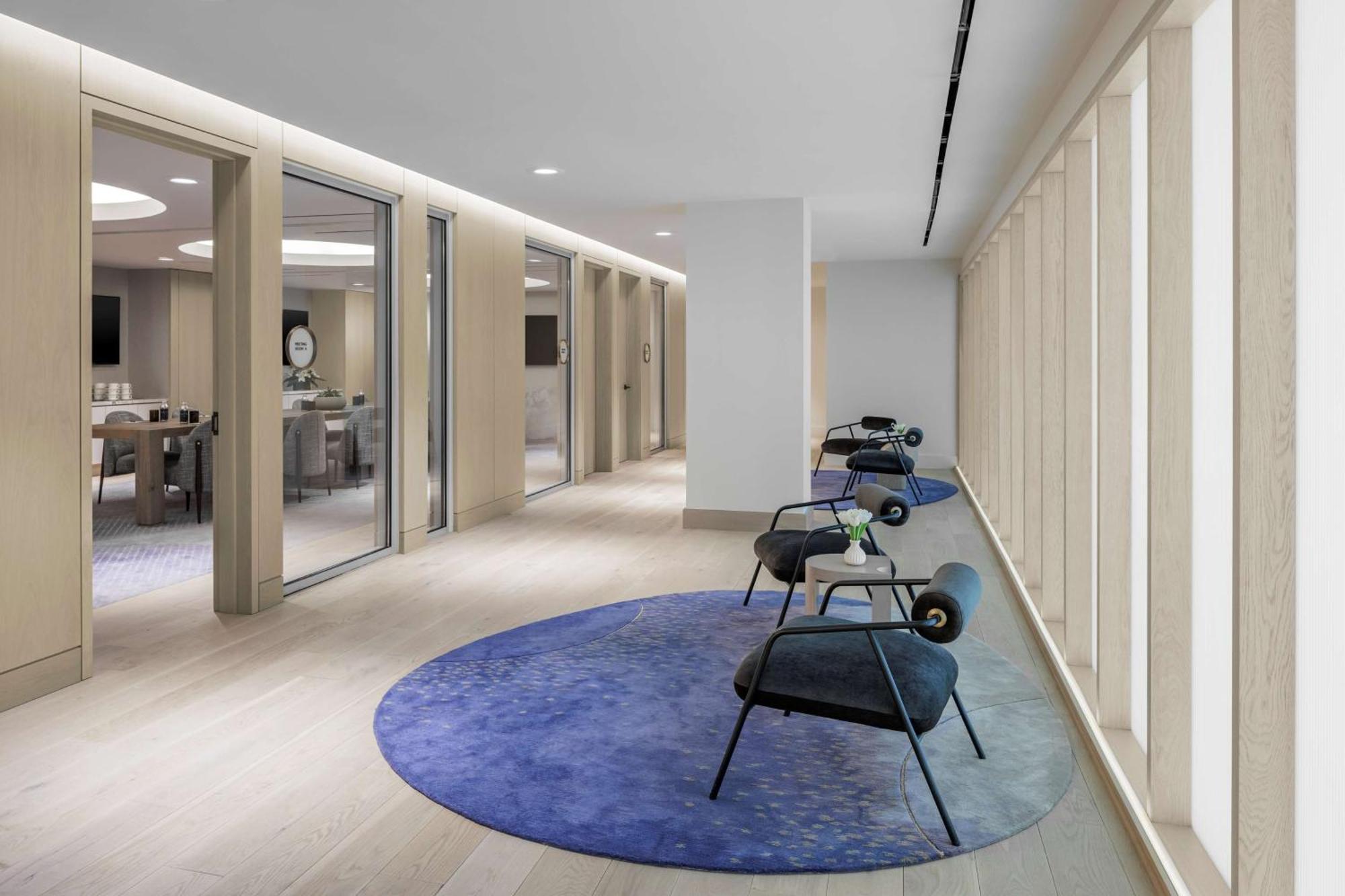 The Morrow Dc, Curio Collection By Hilton 4* Washington