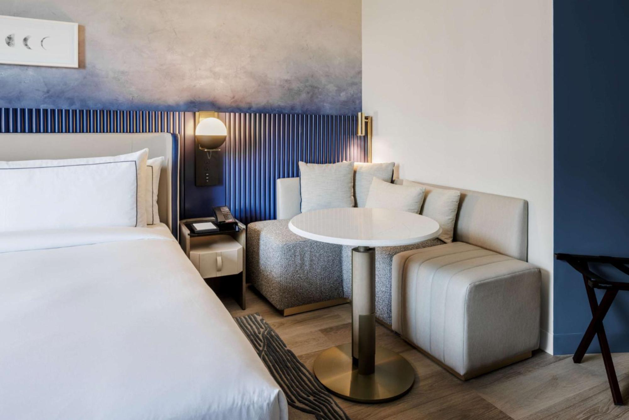 The Morrow Dc, Curio Collection By Hilton 4* Washington
