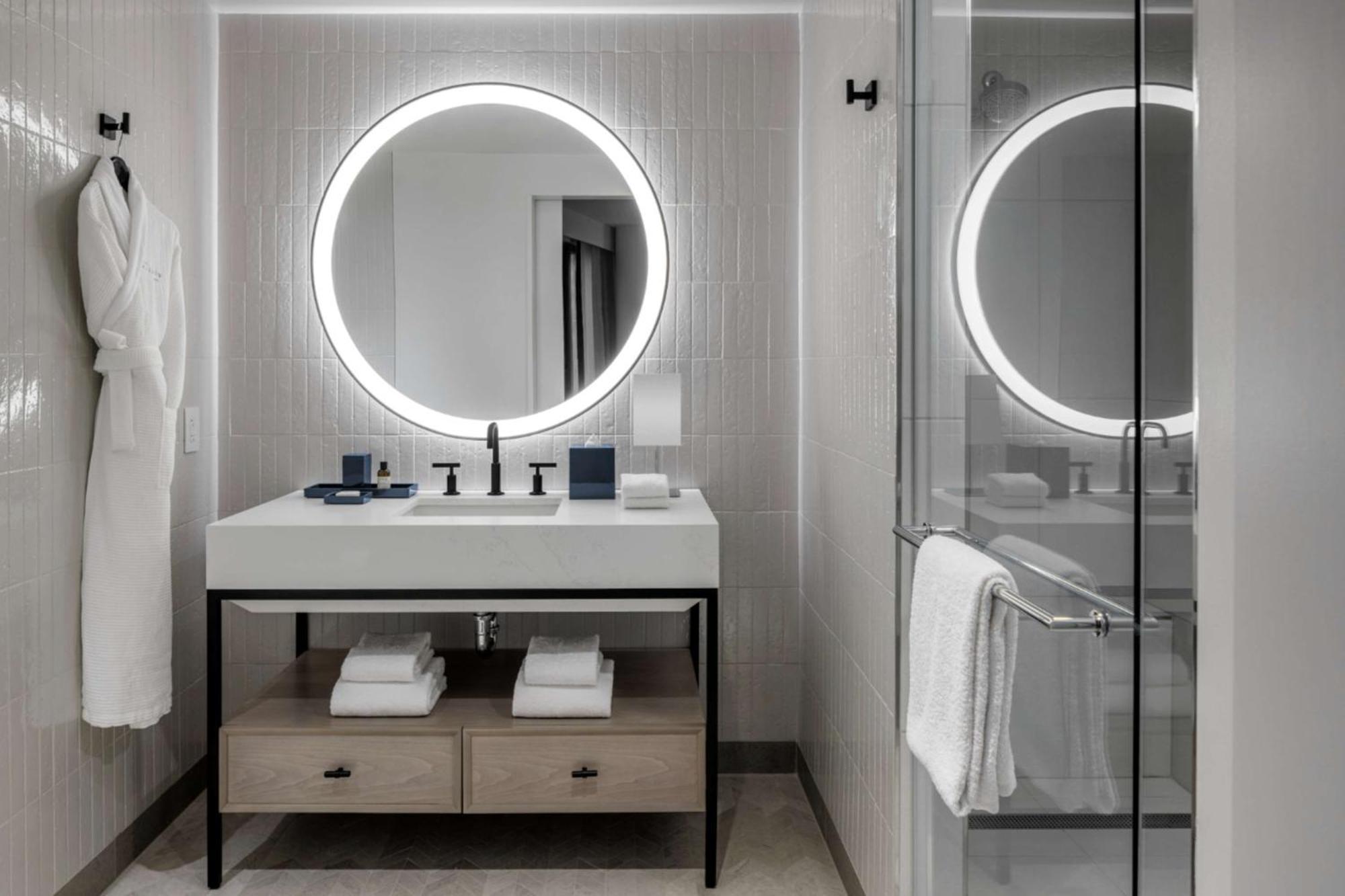 Hotel The Morrow Dc, Curio Collection By Hilton